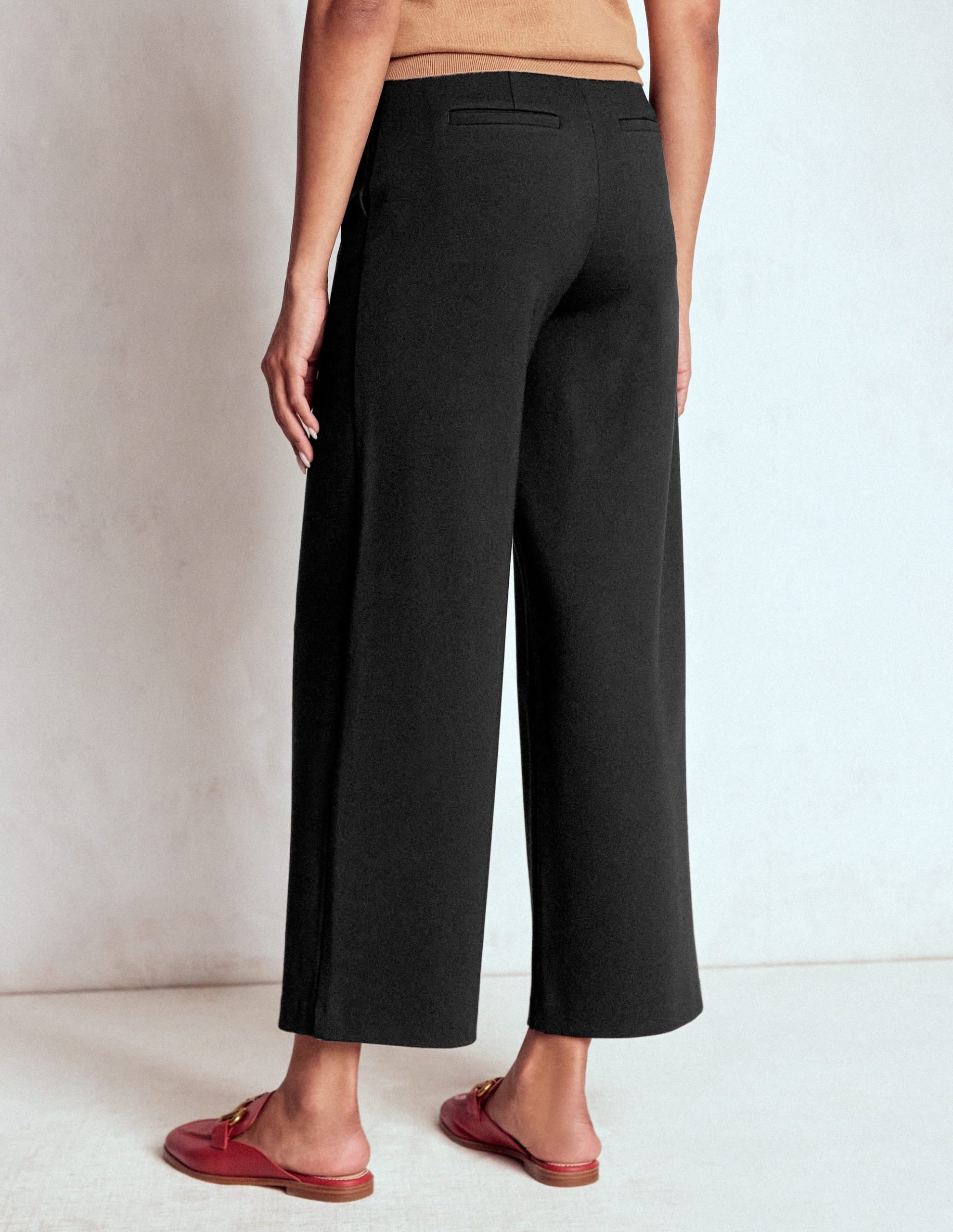 Belgravia Ponte Crop Pants-BLACK - Image 3