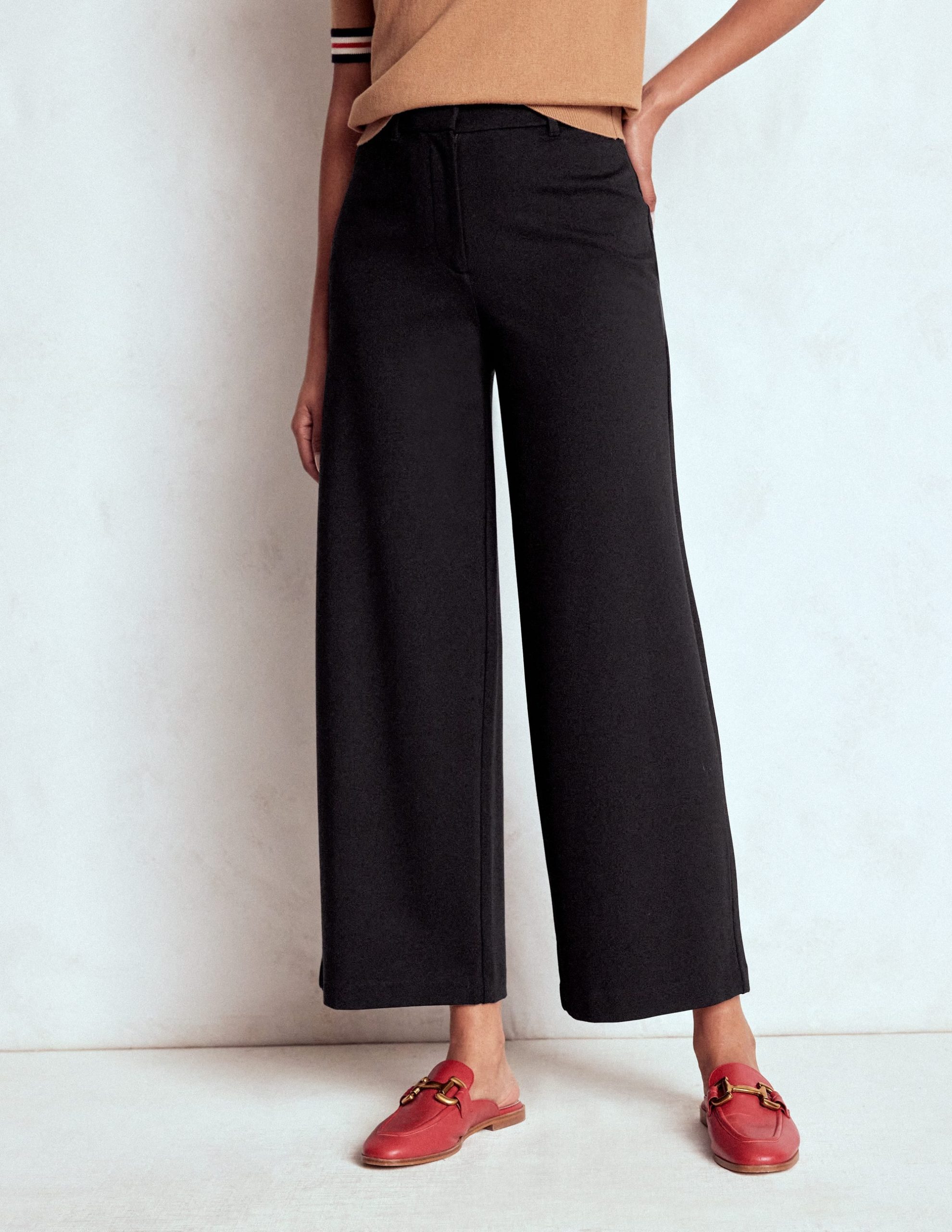 Belgravia Ponte Crop Pants-BLACK - Image 5