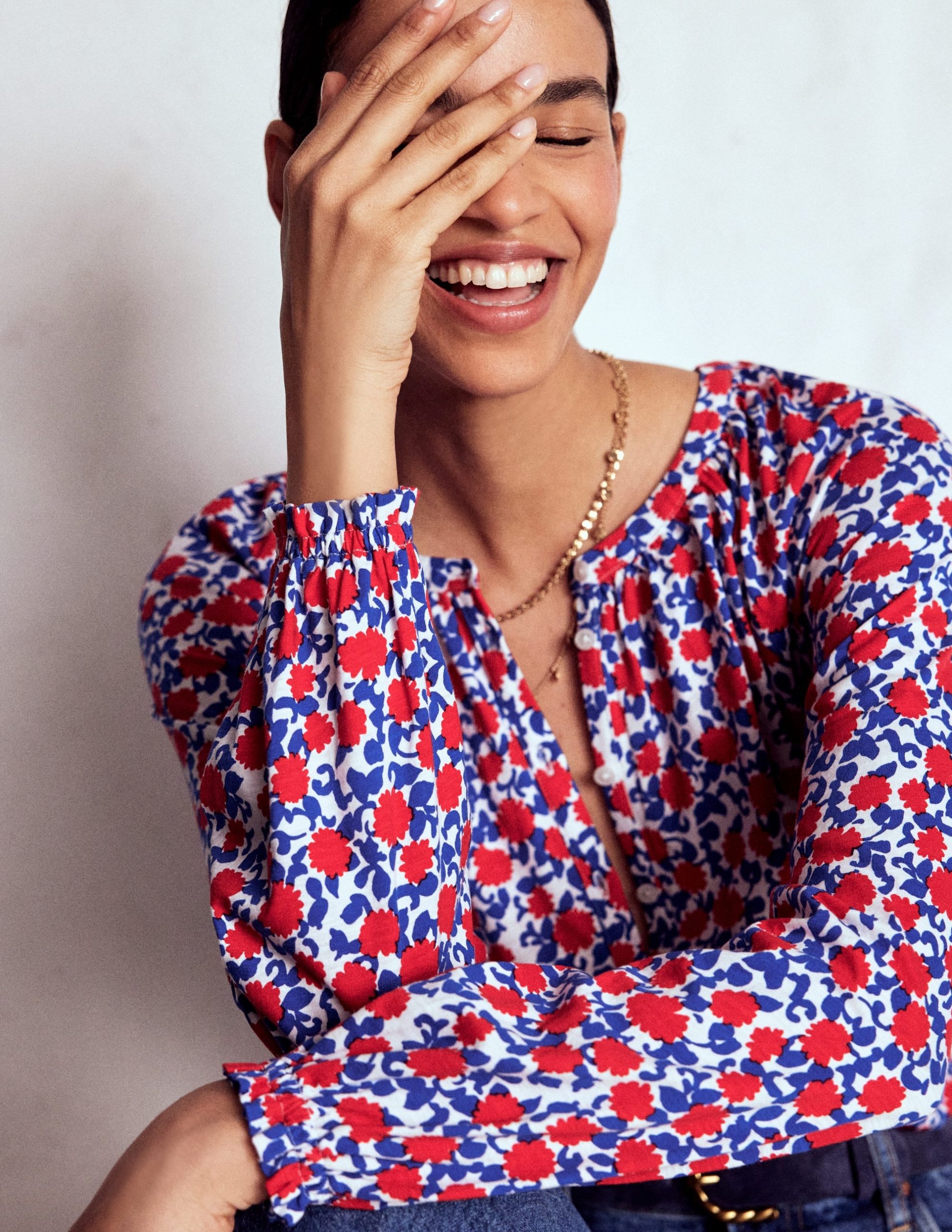 Isla Long Sleeve Jersey Shirt-Poppy Red. Floweret Vine - Image 5