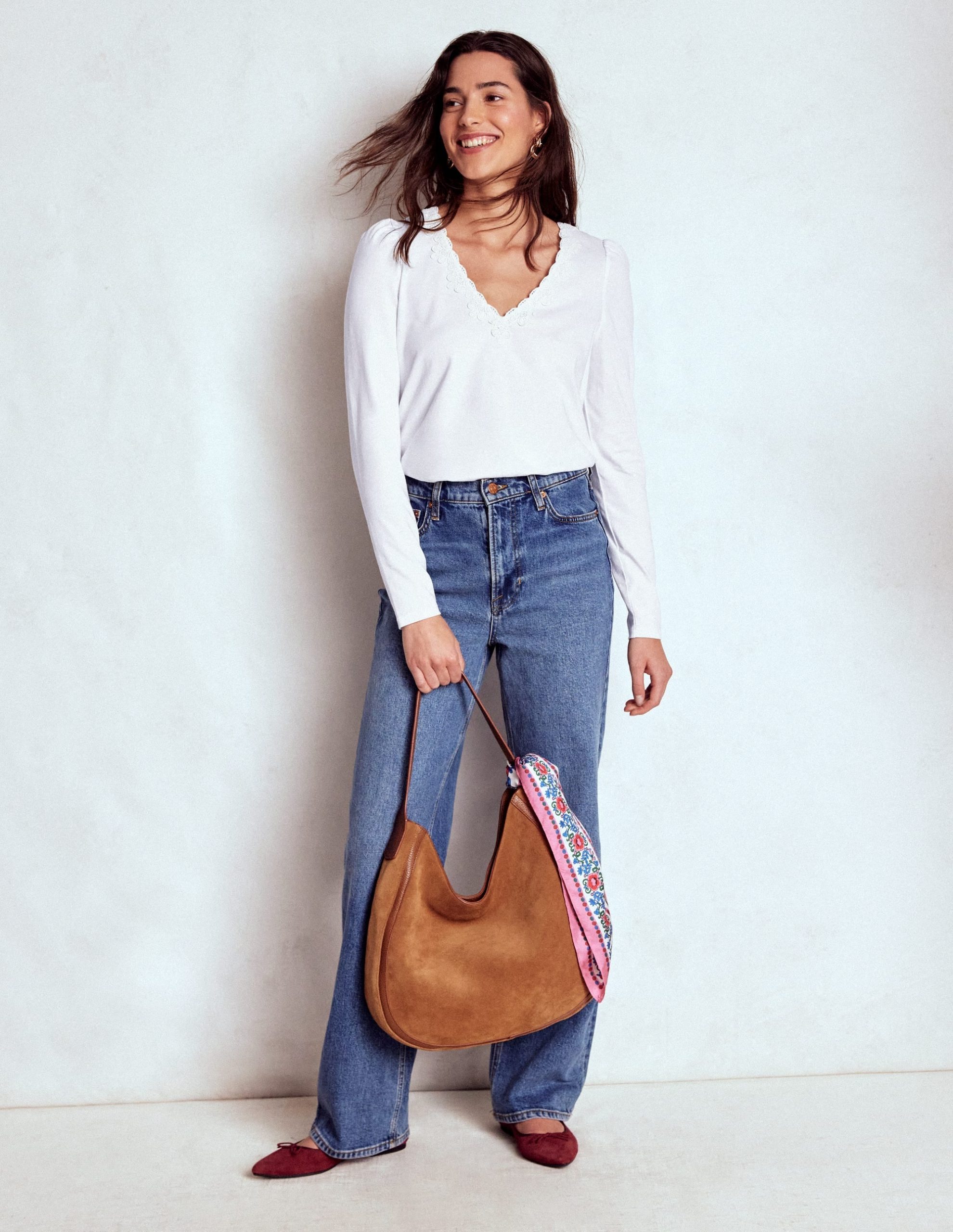 Flora Lace V-neck Top-White - Image 5