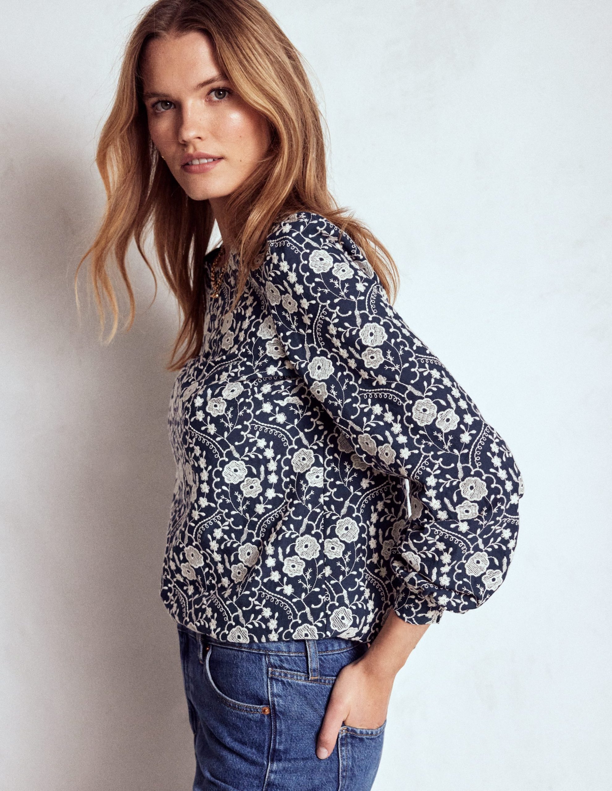 Embroidered Cotton Dobby Top-Navy