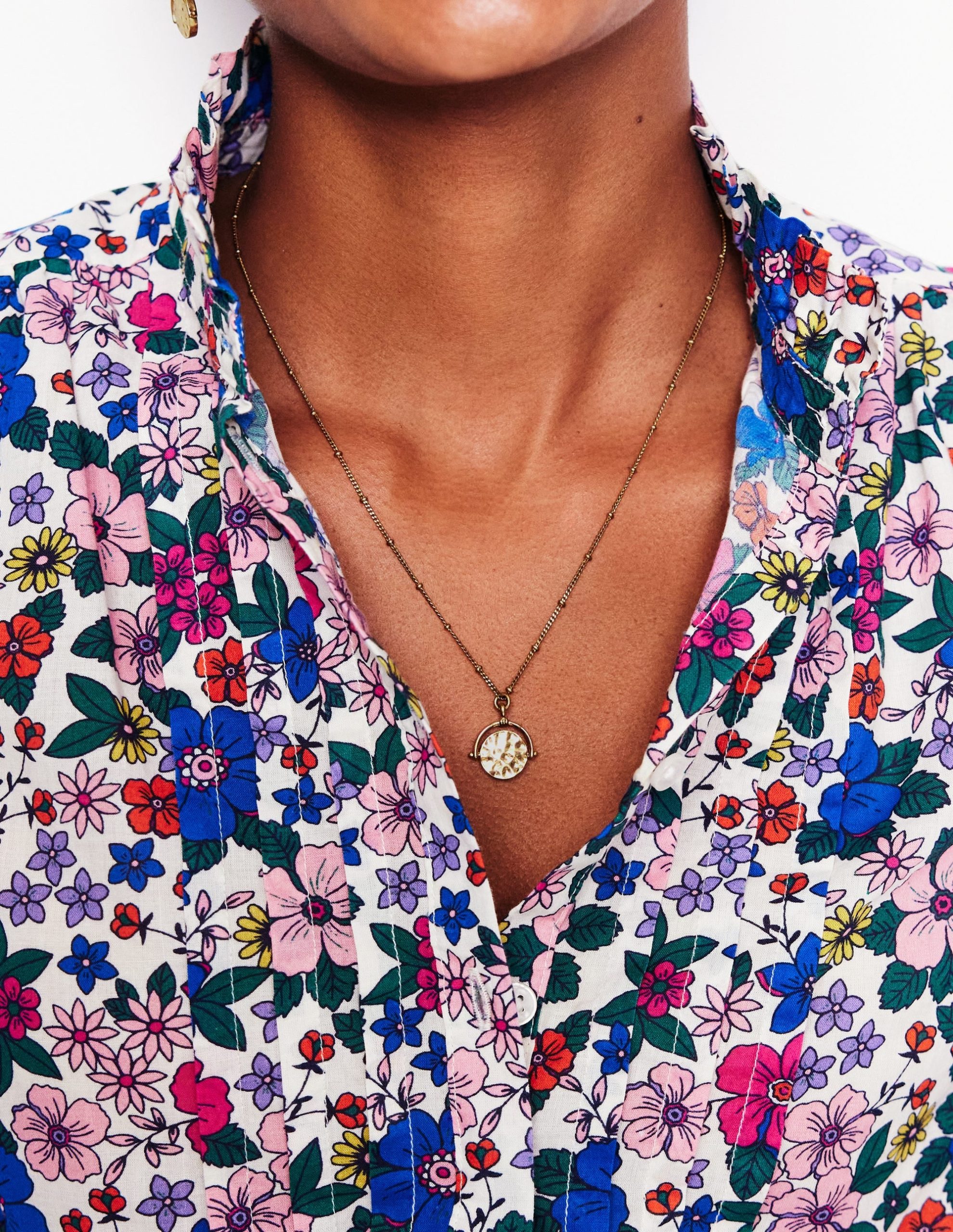 Fine Spinner Pendant Necklace-Gold Colour - Image 2