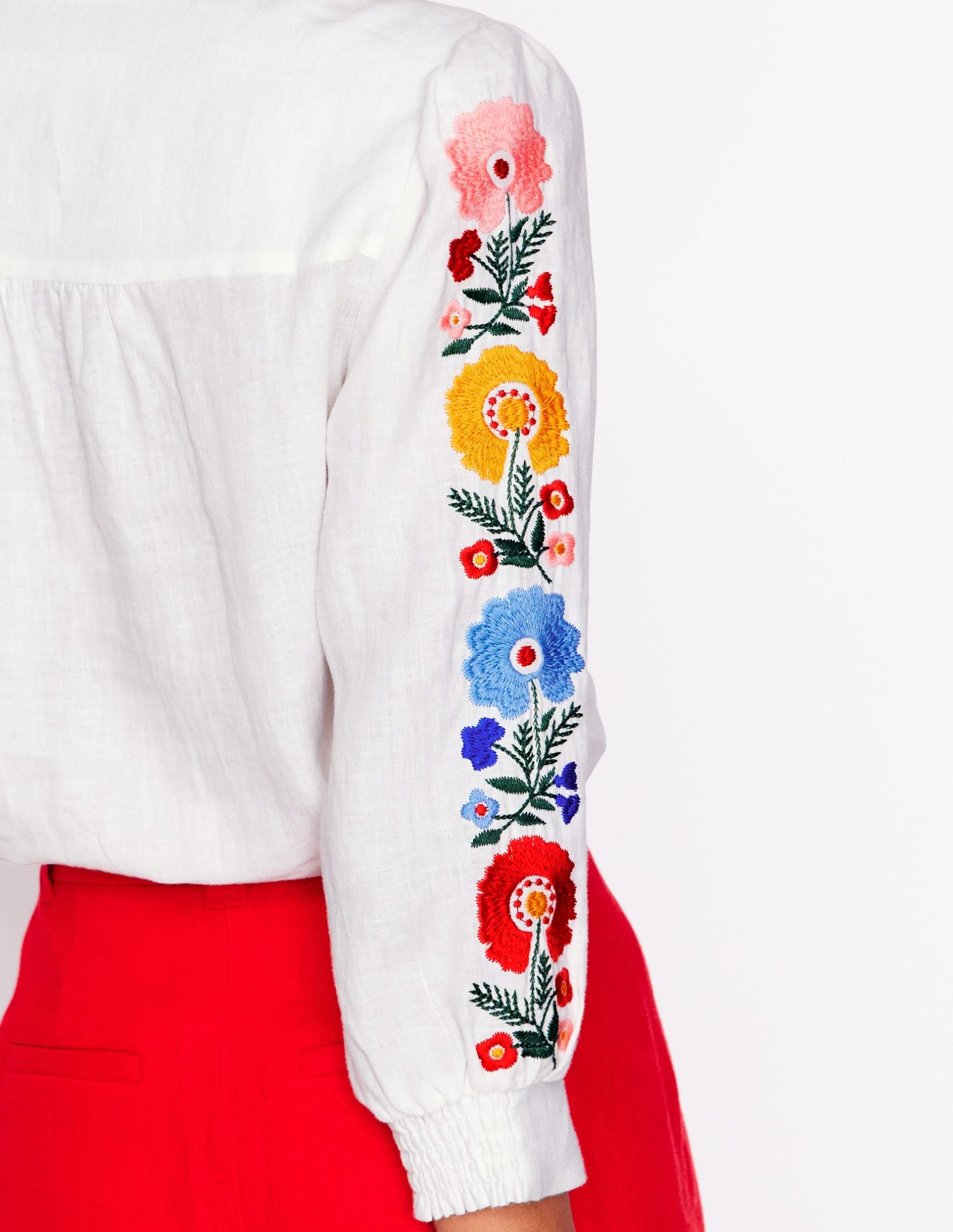 Alicia Linen Top-White. Floral Embroidery - Image 6