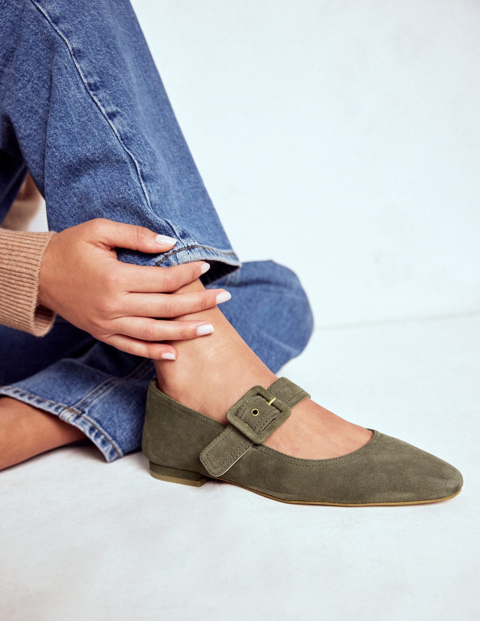 Vic Chisel Toe Mary Janes-Deep Olive - Image 2