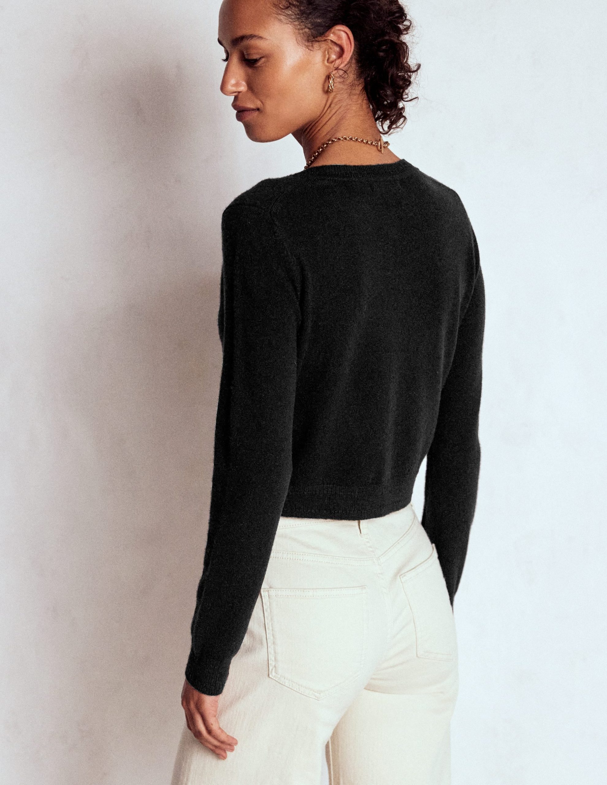Eva Cashmere Cropped Cardigan-Black - Image 3