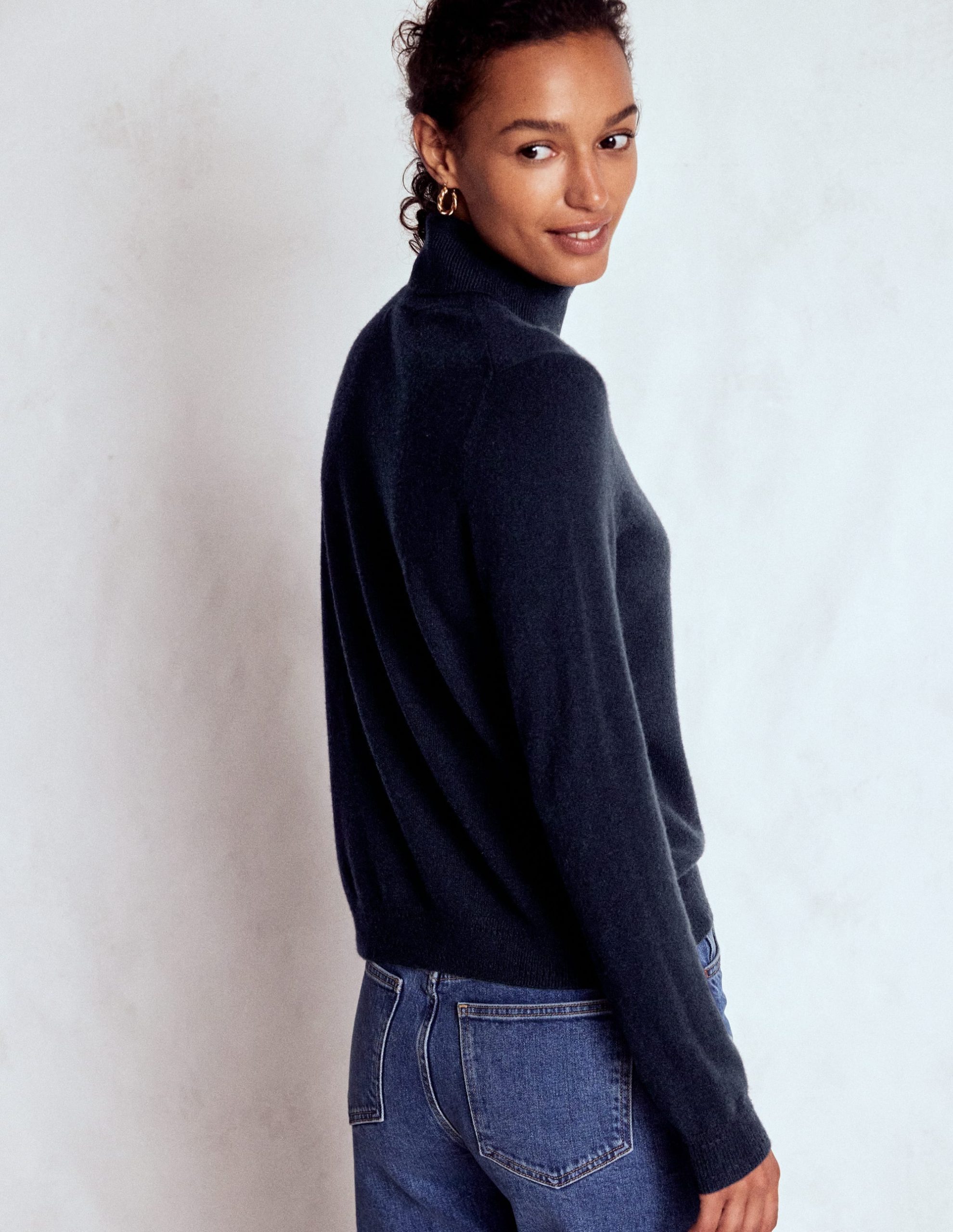 Eva Cashmere Roll Neck Sweater-Navy - Image 3