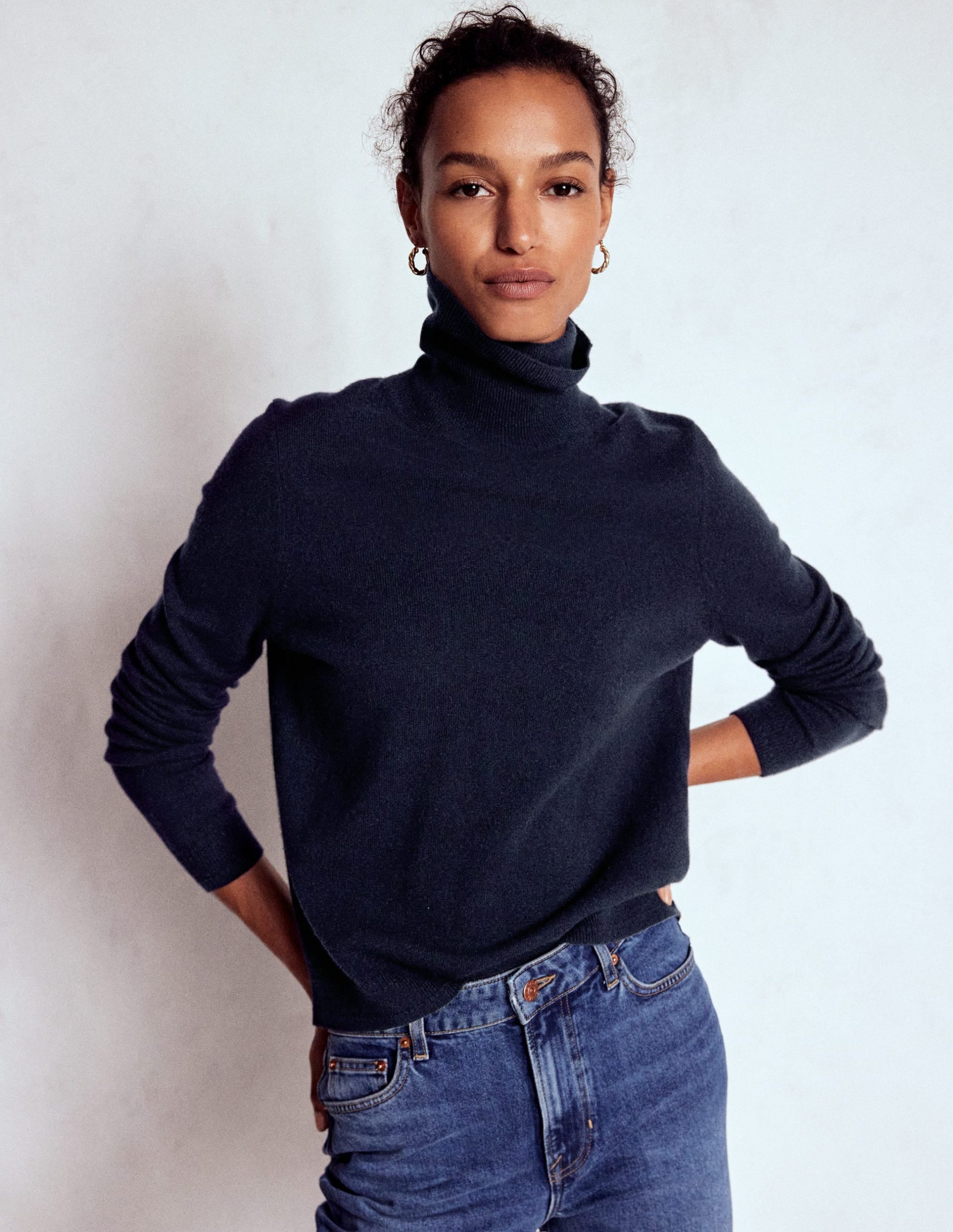 Eva Cashmere Roll Neck Sweater-Navy - Image 4