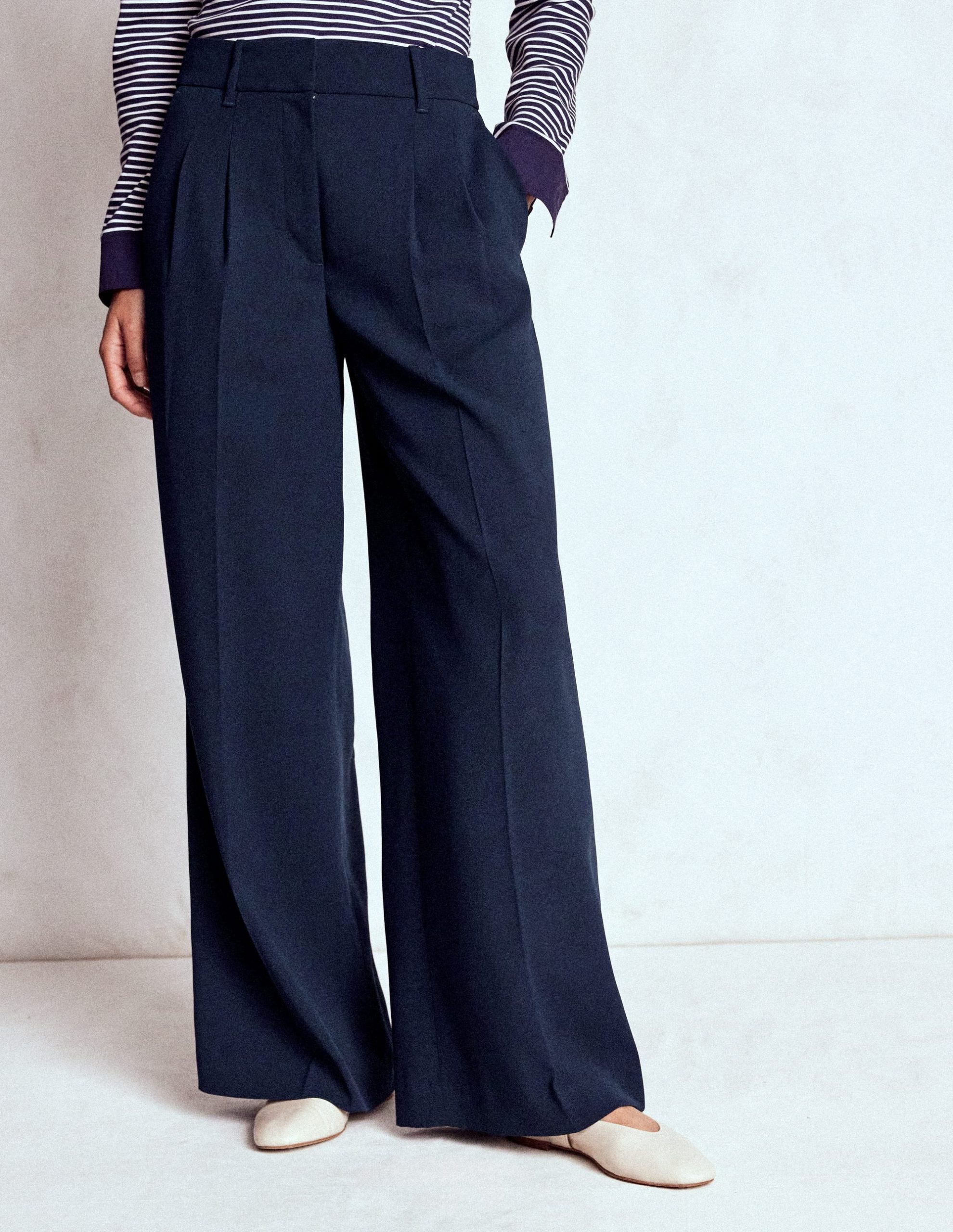 Kensington Tailored Pants-Navy - Image 4