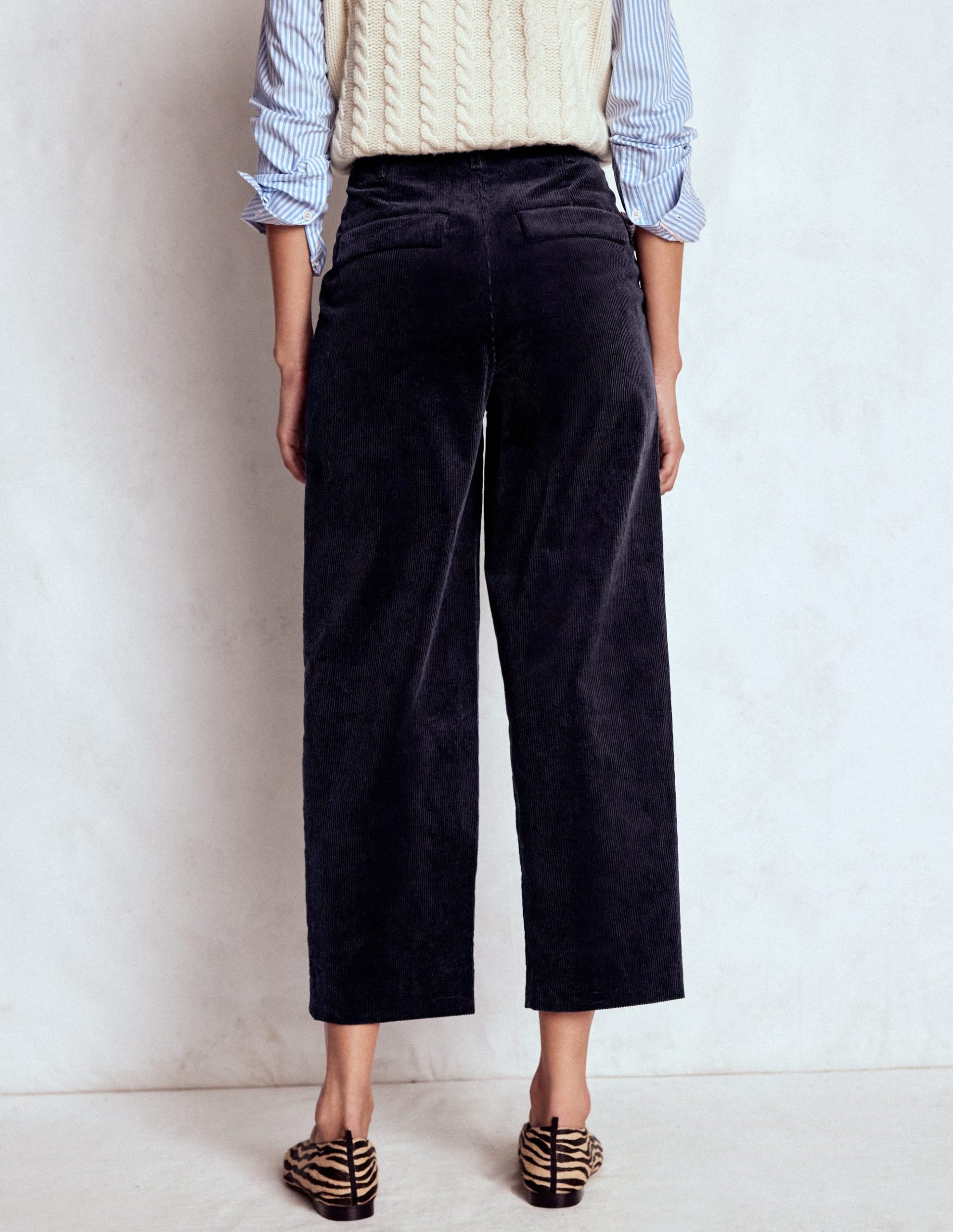 Bloomsbury Cord Pants-NAVY - Image 3