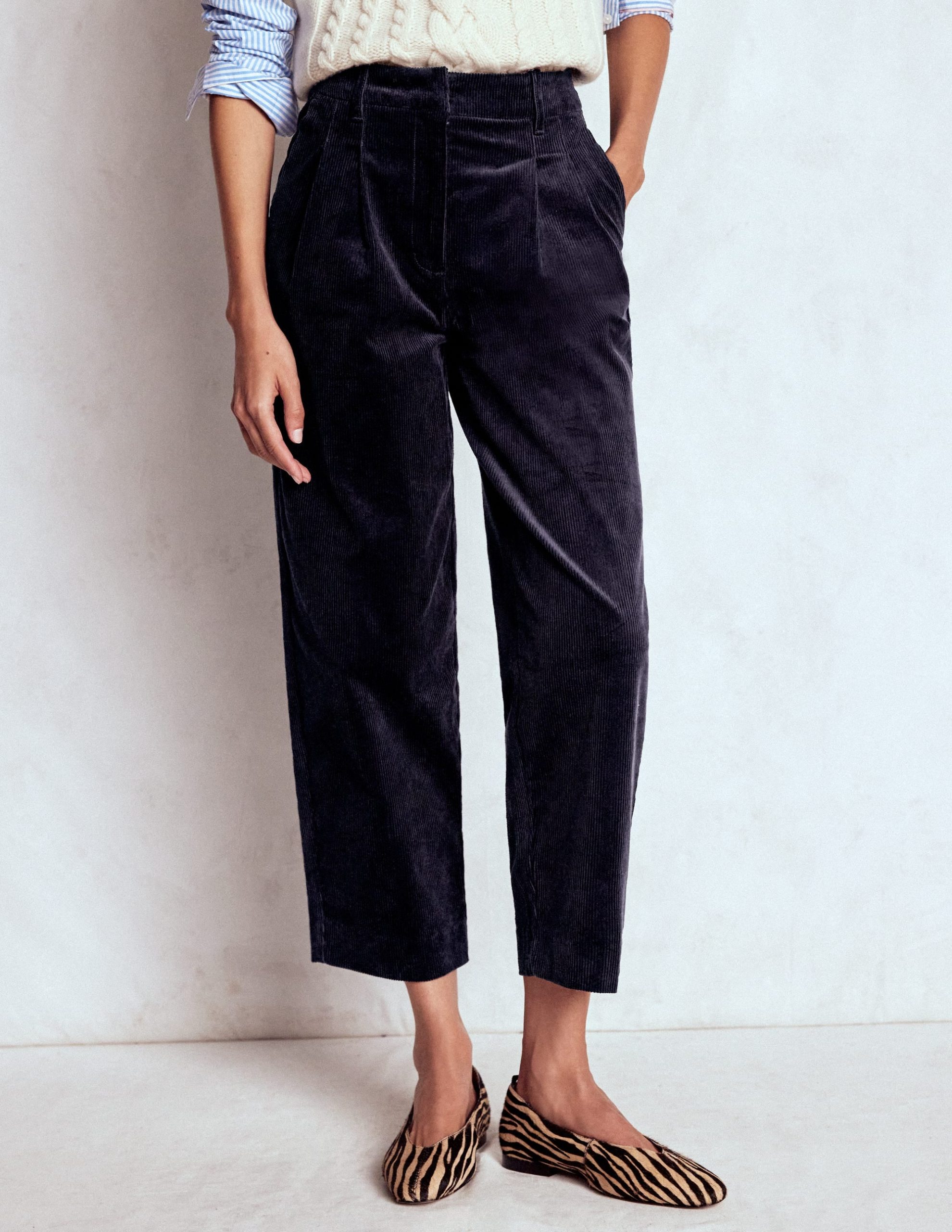 Bloomsbury Cord Pants-NAVY - Image 4