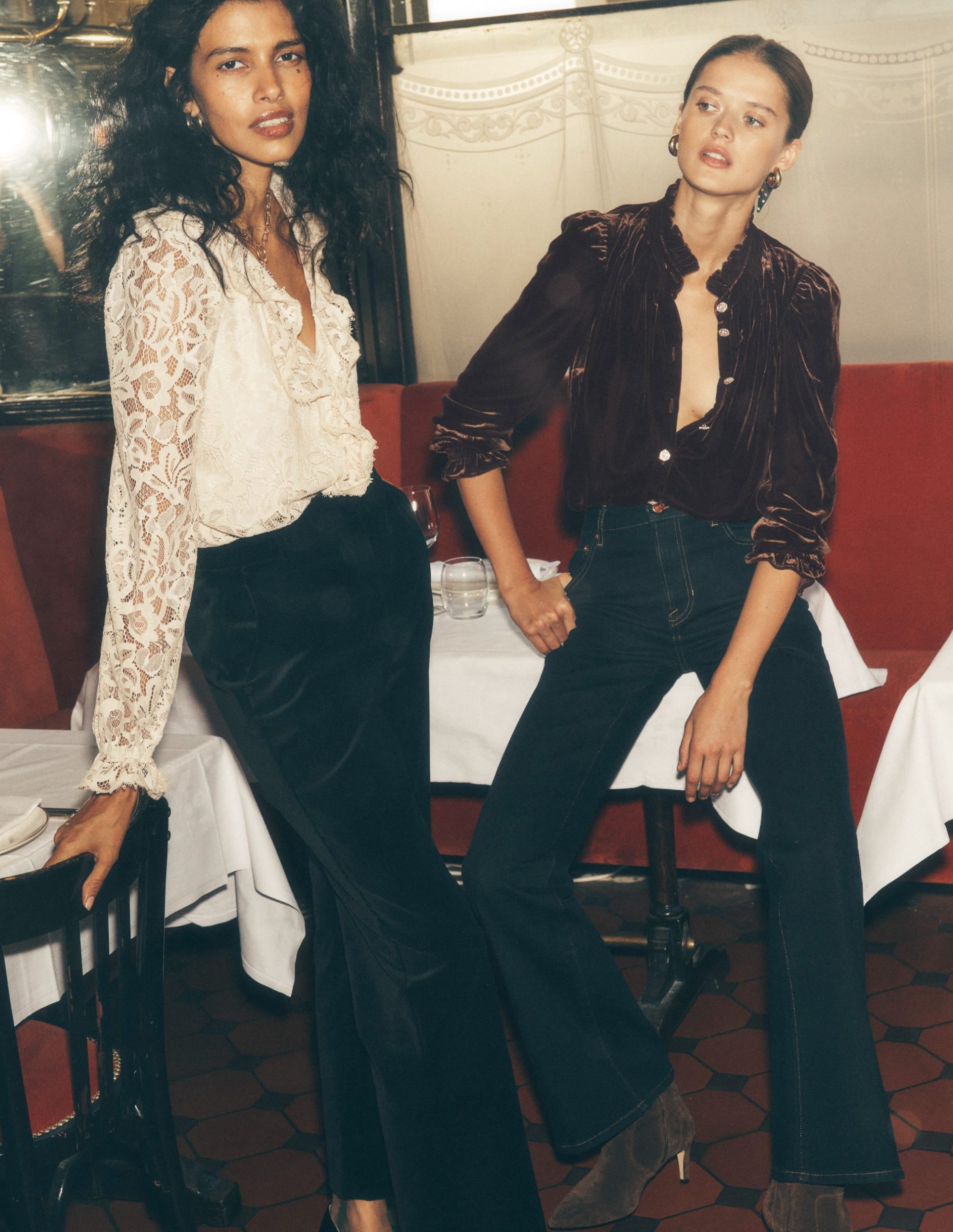 High Rise Fitted Flare Jeans-Indigo - Image 2