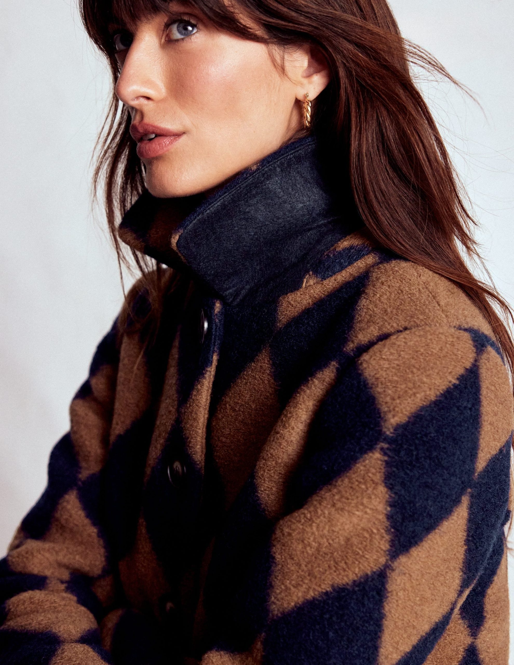 Edinburgh Swing Coat-Camel and Navy Argyle - Image 3